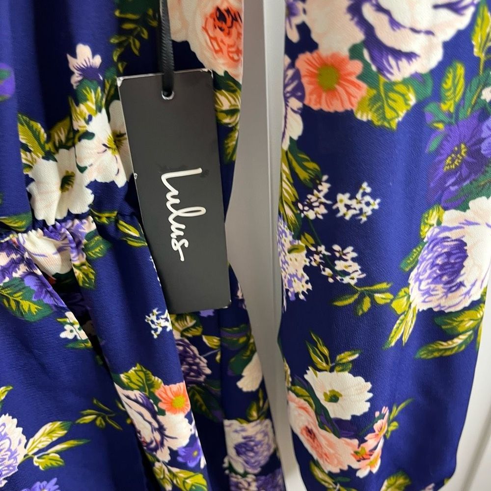 Lulu’s That’s A Wrap Navy Blue Floral Print Long Sleeve Wrap Dress NWT small - Picture 9 of 11
